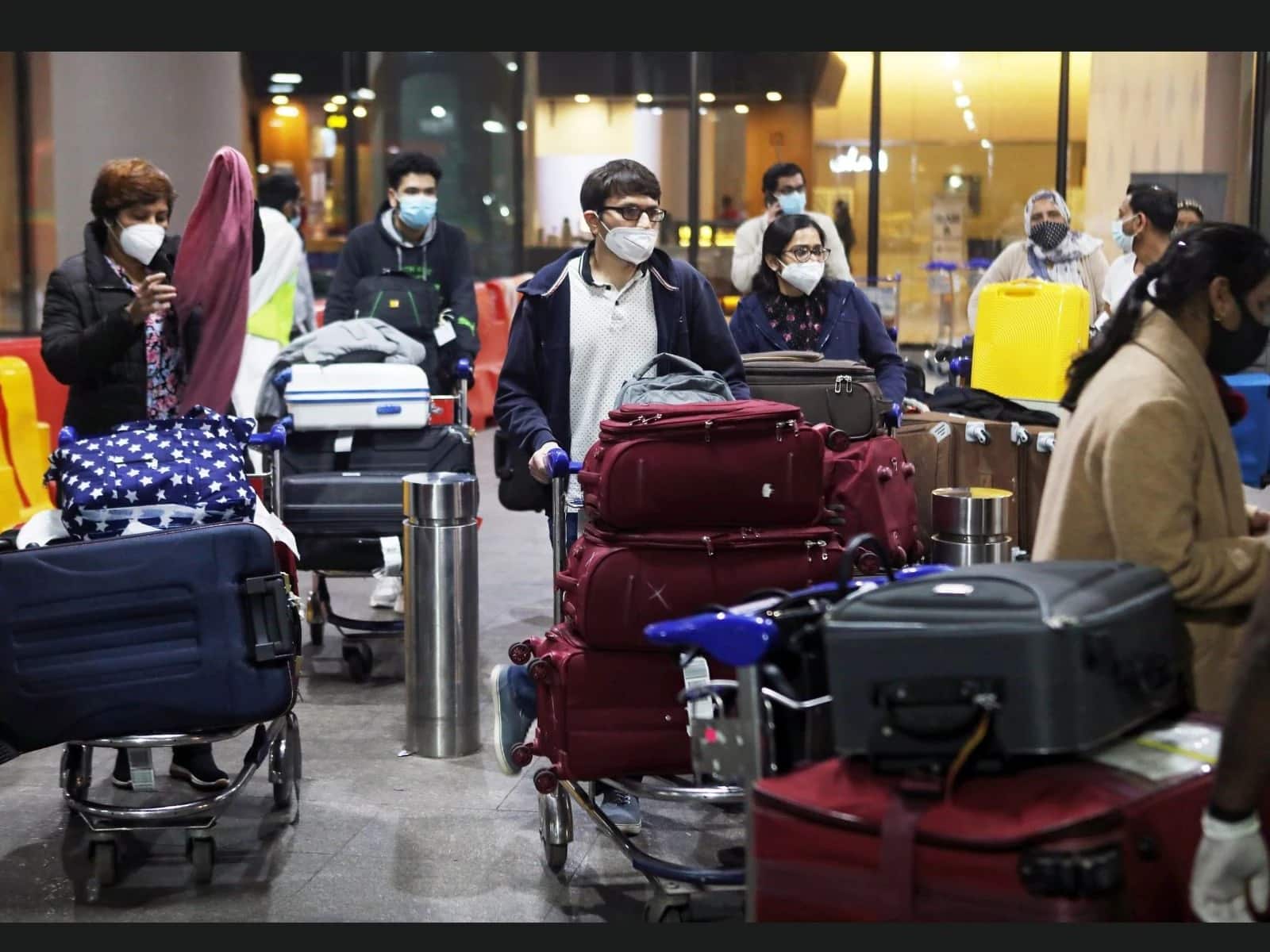 UAE Mumbai travel airport Covid19
