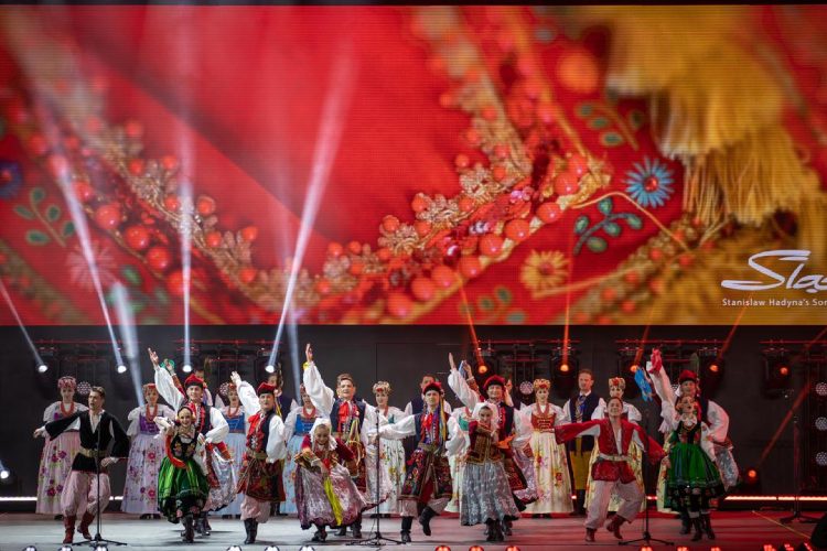 Polish culture proudly promoted through traditional folk dance at Expo 2020 Dubai