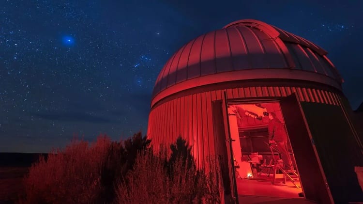 Vague radio wave detected from an object in space