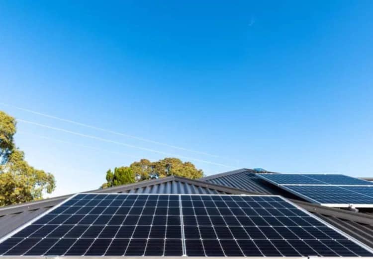 Israel to test floating sun-tracking system to generate clean electricity
