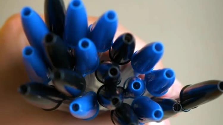 People are only just finding out why biro lids have holes in them2