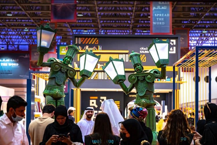 Roaming display of ornate light and colour thrill visitors at SIBF