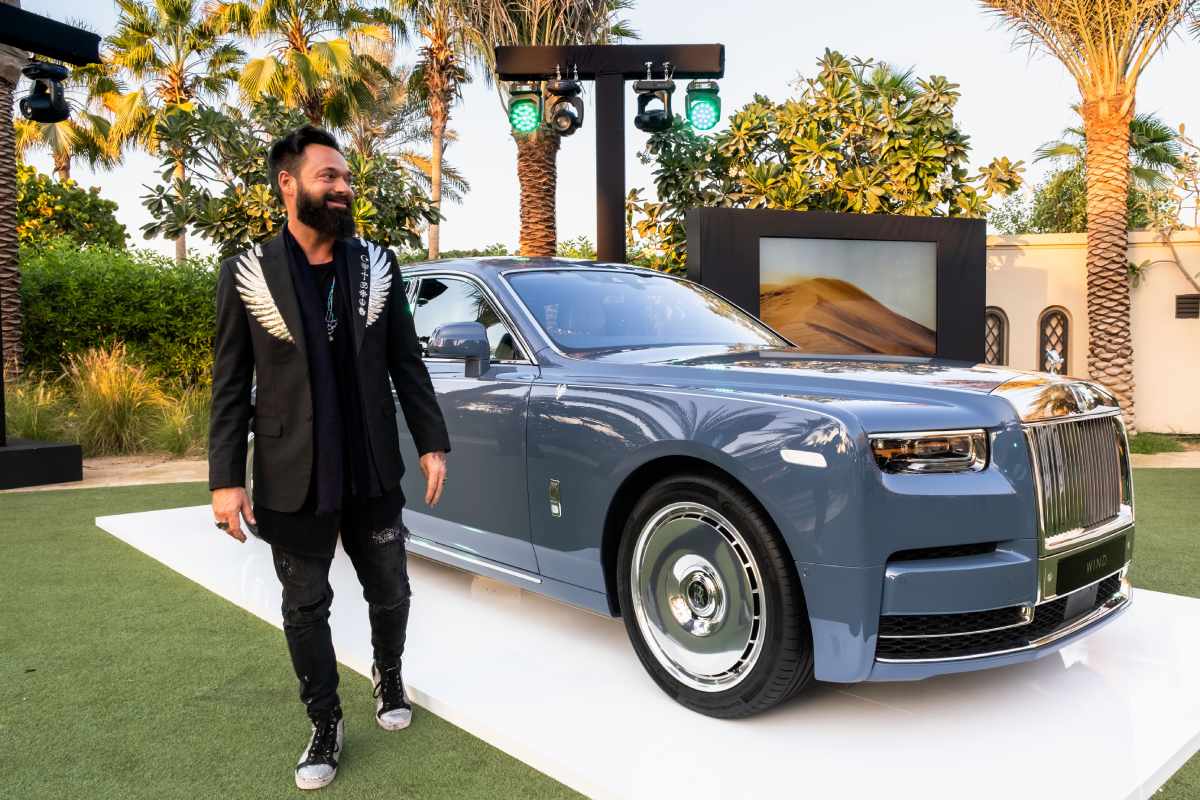 11ROLLS-ROYCE MOTOR CARS UNVEIL THE SIX ELEMENTS PHANTOM II COLLECTION BY ARTIST SACHA JAFRI1