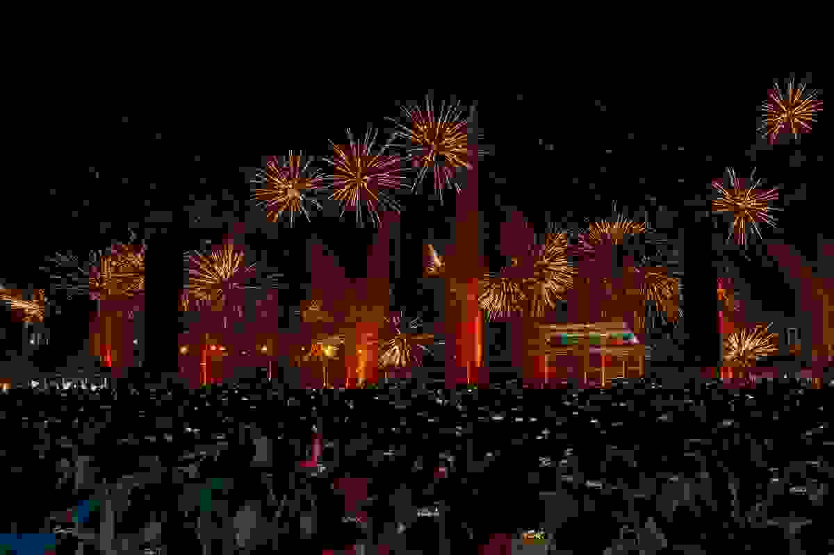 Dubai Festival City Mall Celebrates UAE's 51st National Day with biggest firework display ever and performances by Emirati singer Fayez Al Saeed and DJ Bliss1