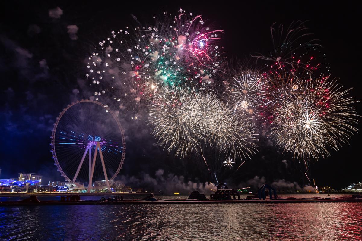 EXPERIENCE THE EXCEPTIONAL DUBAI SHOPPING FESTIVAL DELIVERS ANOTHER WEEK OF WORLD CLASS ENTERTAINMENT AND OFFERs