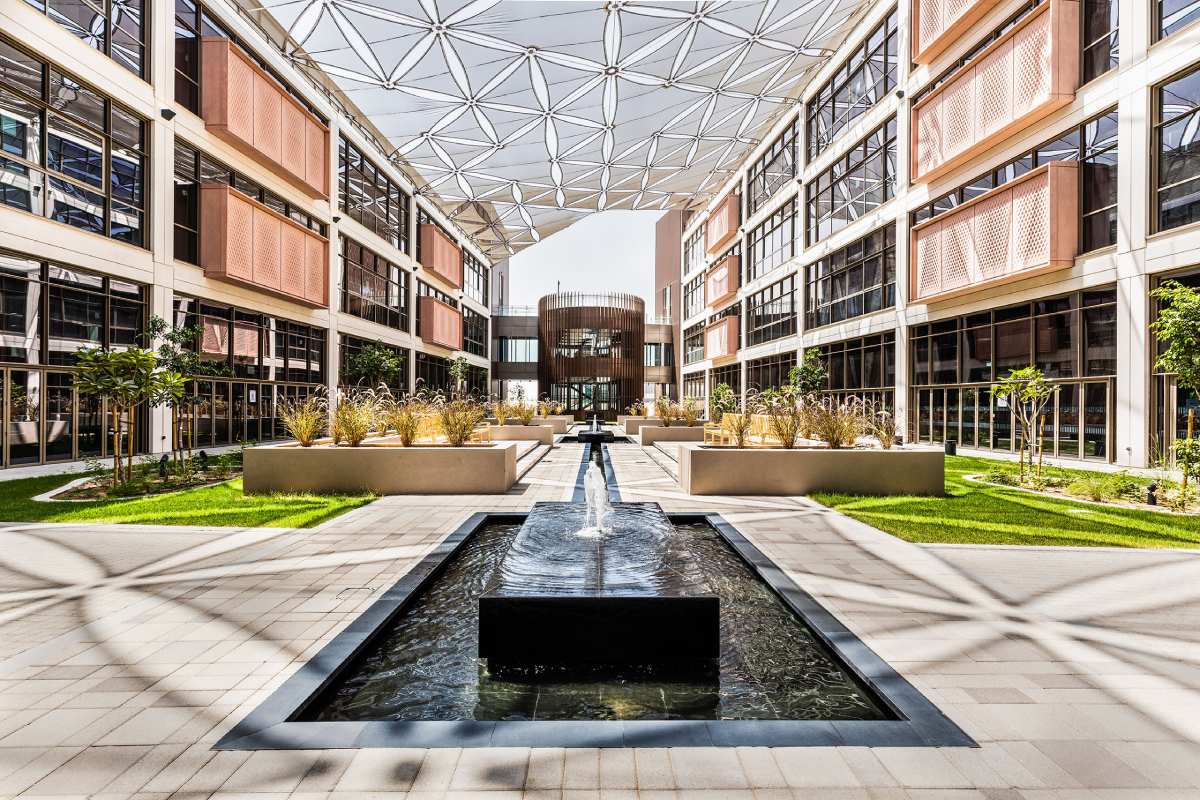 Dubai university campus wins top global architecture award