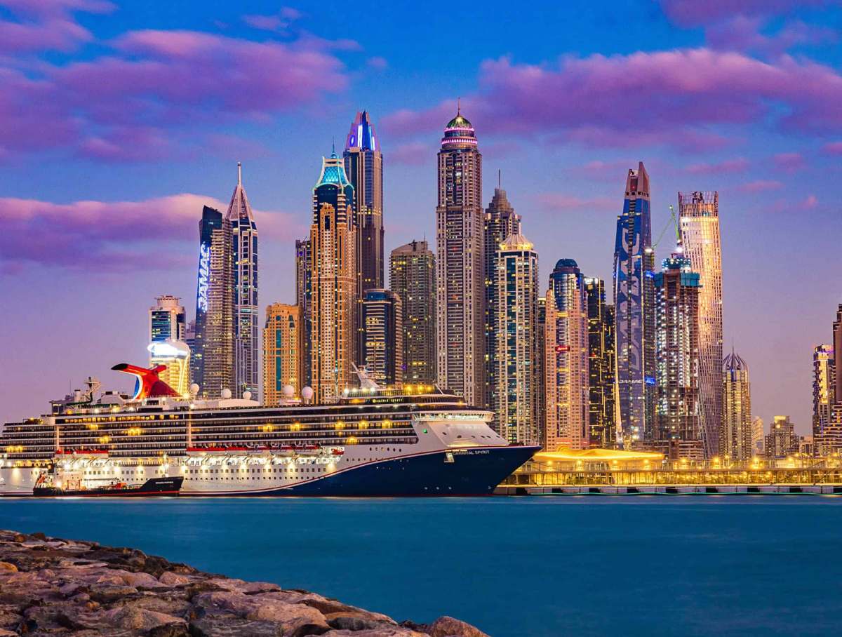 Dubai’s annual real estate transactions cross half a trillion dirhams in value for the first time in 2022