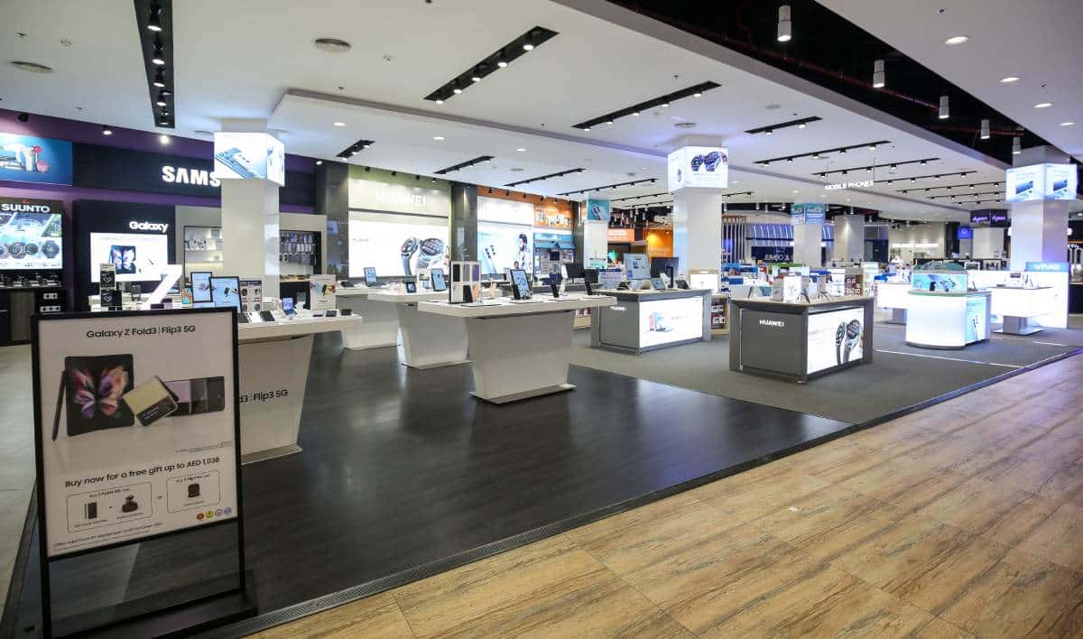 UAE CONSUMER TECHNOLOGY TRENDS IN AN EVERCHANGING ONLINE AND INSTORE ENVIRONMENT