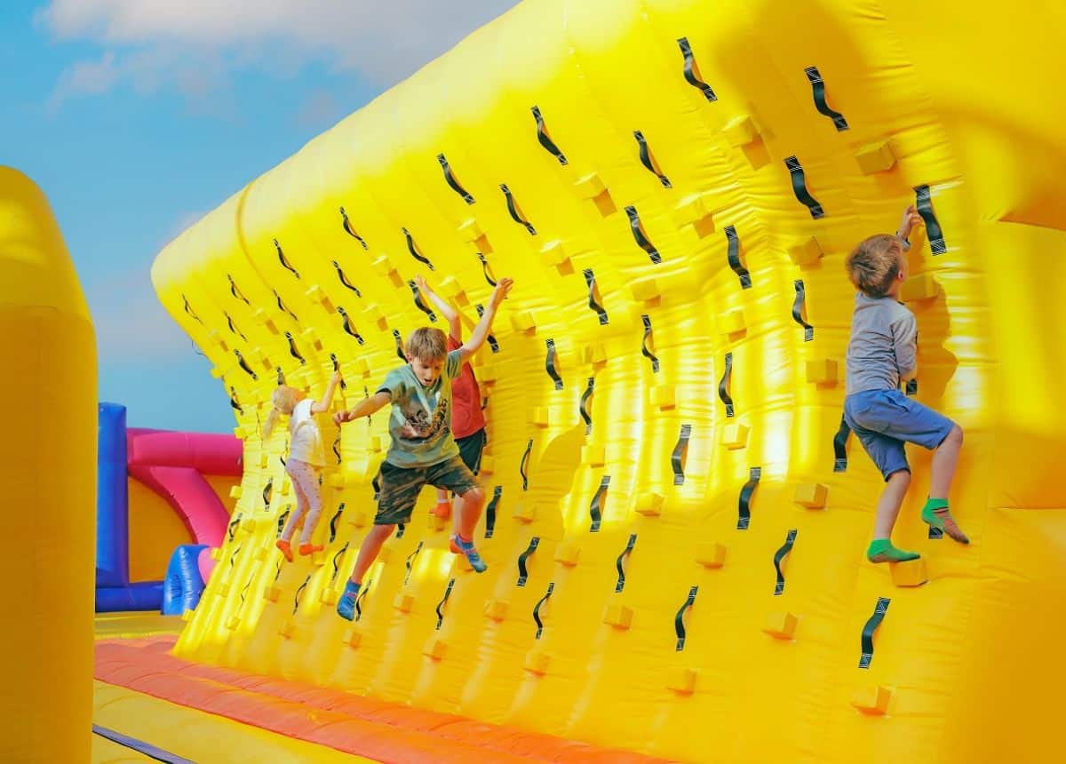 The World’s ‘Largest Inflatable Bouncy Castle’ opens at Dubai Parks and Resorts (1)