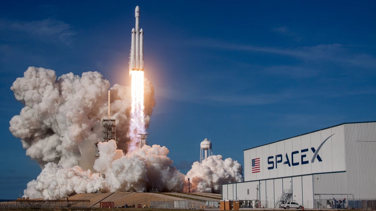 this-day-that-year-february-6-history-Falcon-Heavy