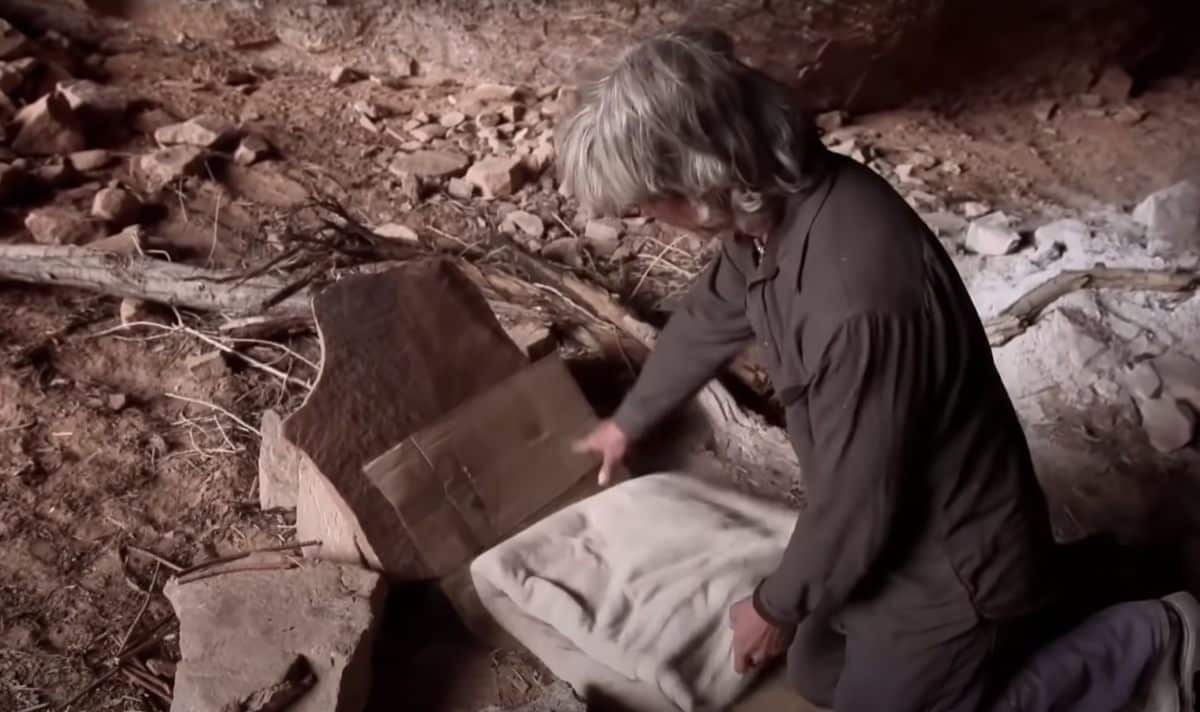 Man lives in a cave for 16 years after getting so sick of paying rent