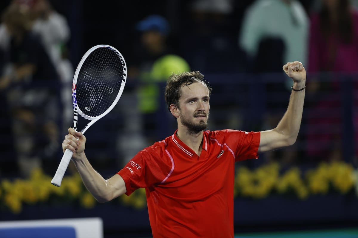 Medvedev-wins-Dubai-Duty-Free-Tennis