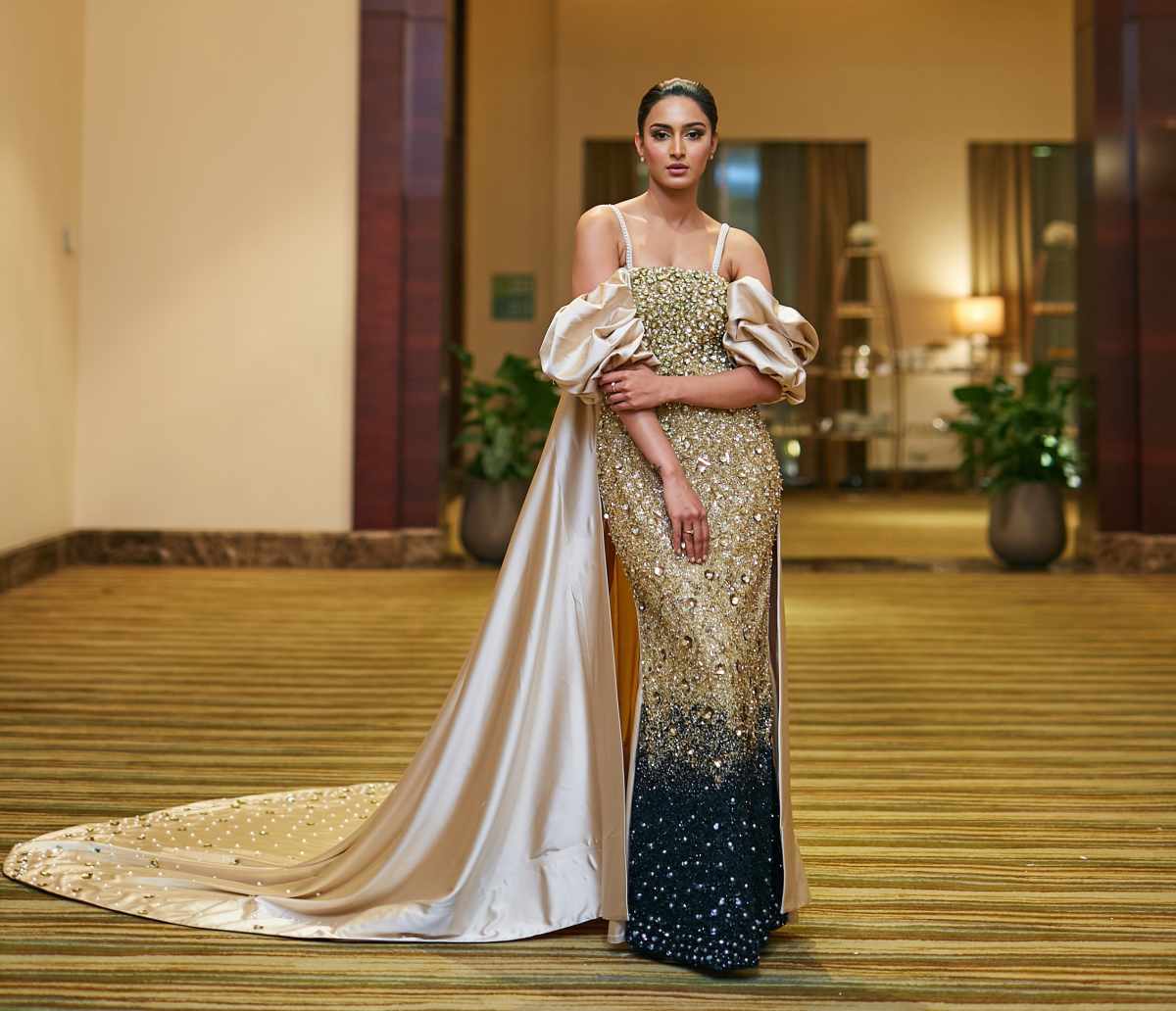 fashion show-skin aura-Miniaar-Erica