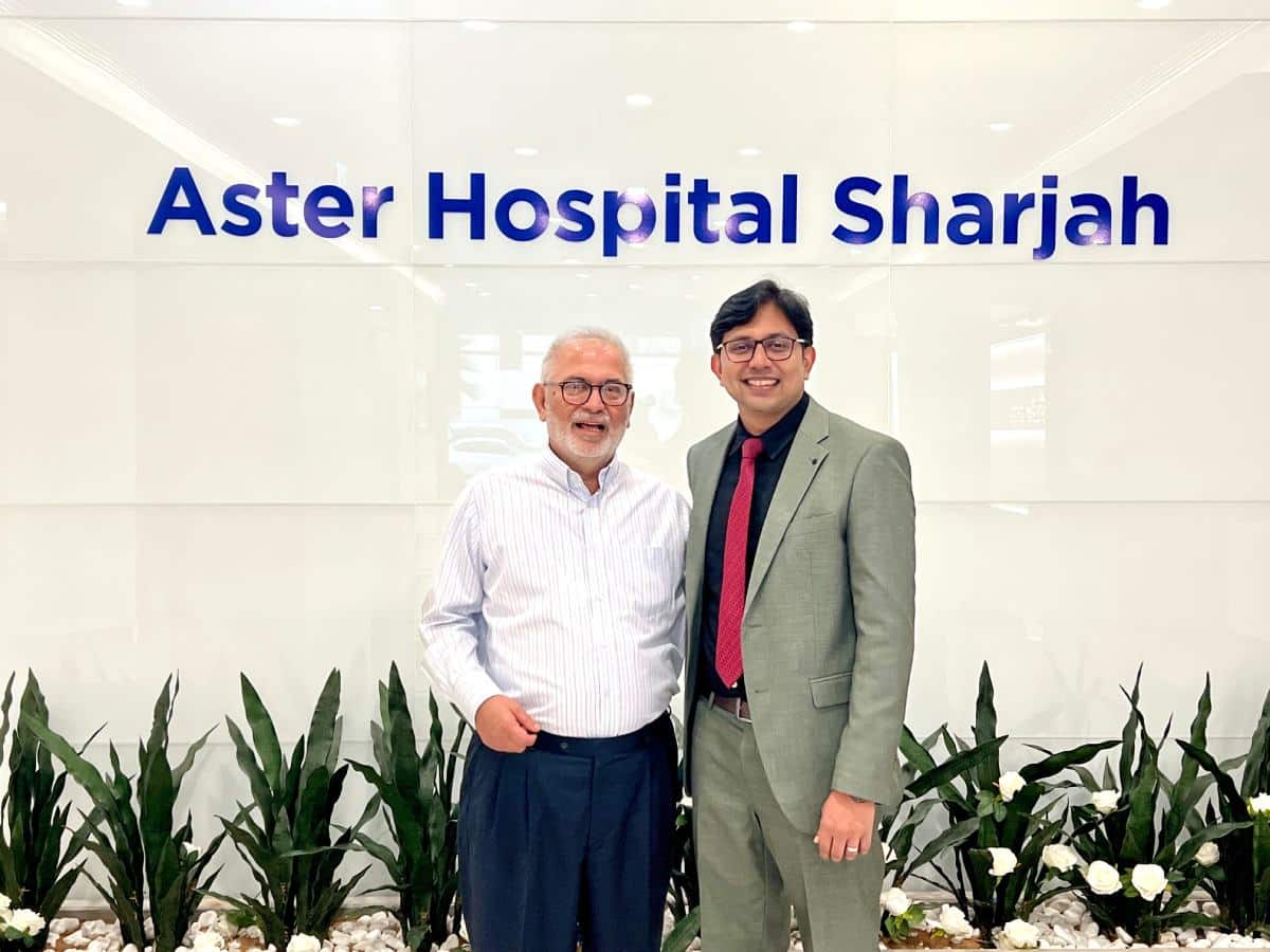Anis Abbasbhai Cochinwala with Dr. Mohammed Niaz at Aster Hospital, Sharjah
