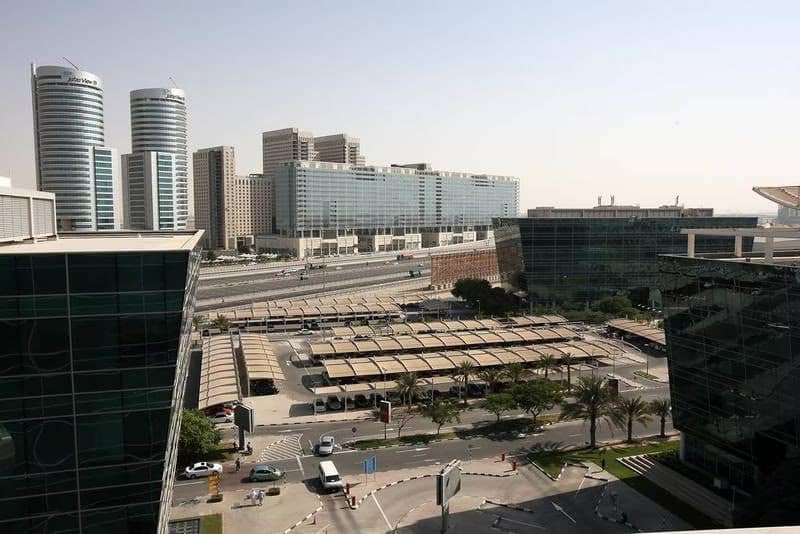 dubai-government-studies-common-law-in-free-zones
