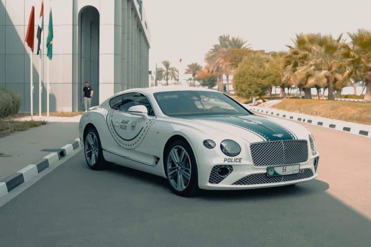 dubai-police-bently-gtv8-car-fleet