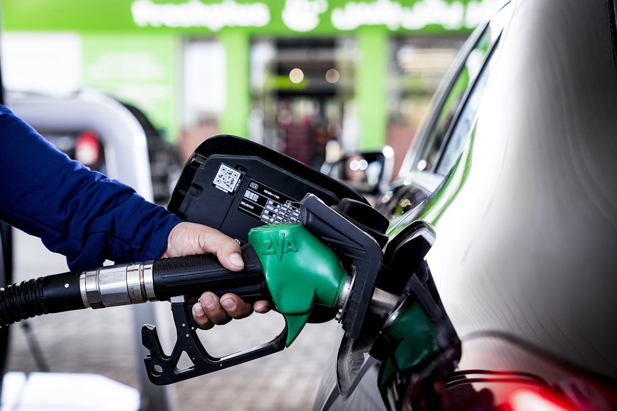 uae-announce-petrol-diesel-price