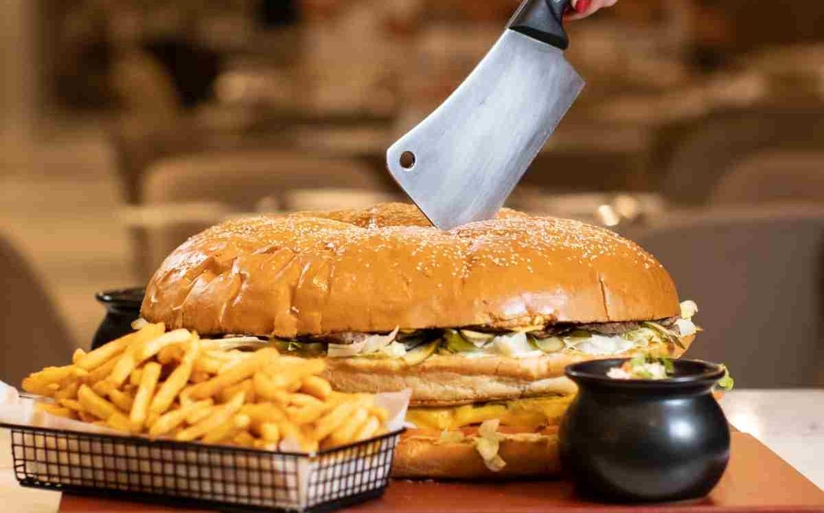 The Biggest Burger in Dubai