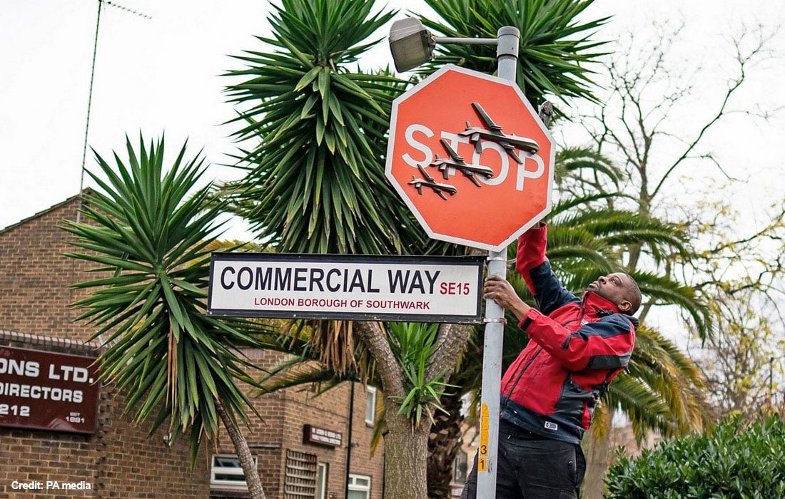 Banksy-Stop-Sign-Art-stolen