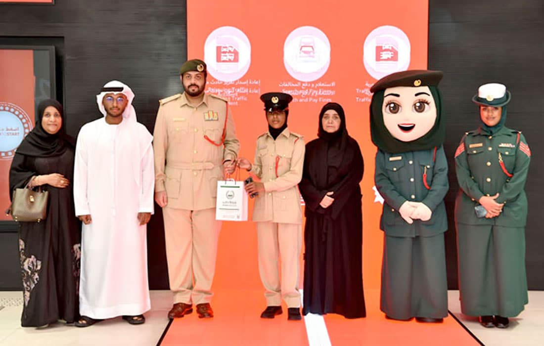 Dubai-Police-officer-15-year-old-student