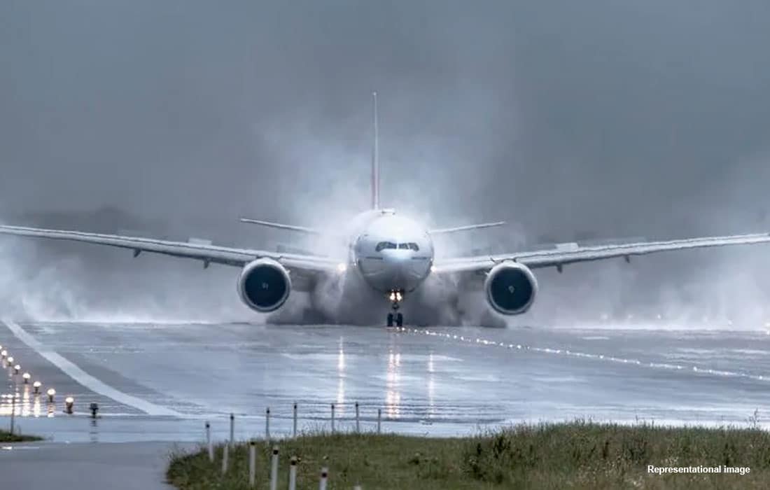 Emirates-flydubai-weather-delays-rain