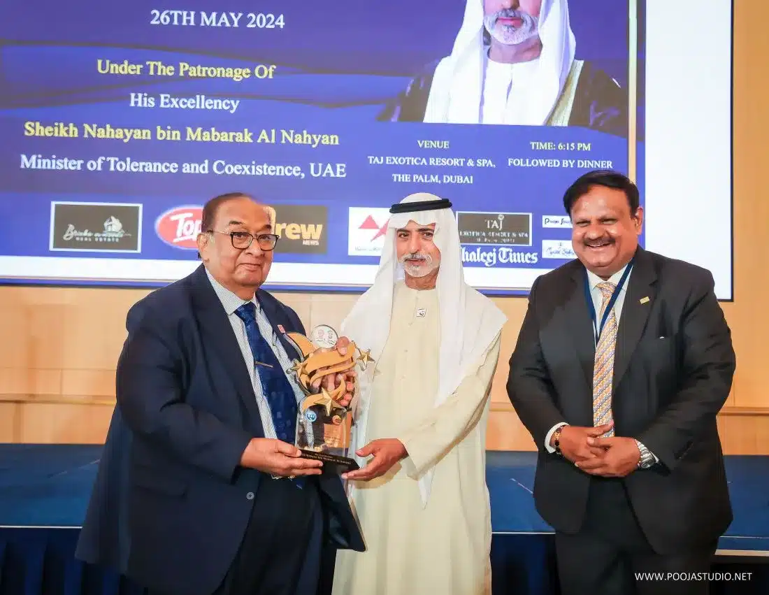 Sheikh Nahyan Bin Mubarak Al Nahyan with Vasu Shroff and Chandra Shekhar Bhatia during Vasu Shroff Global Award in Dubai