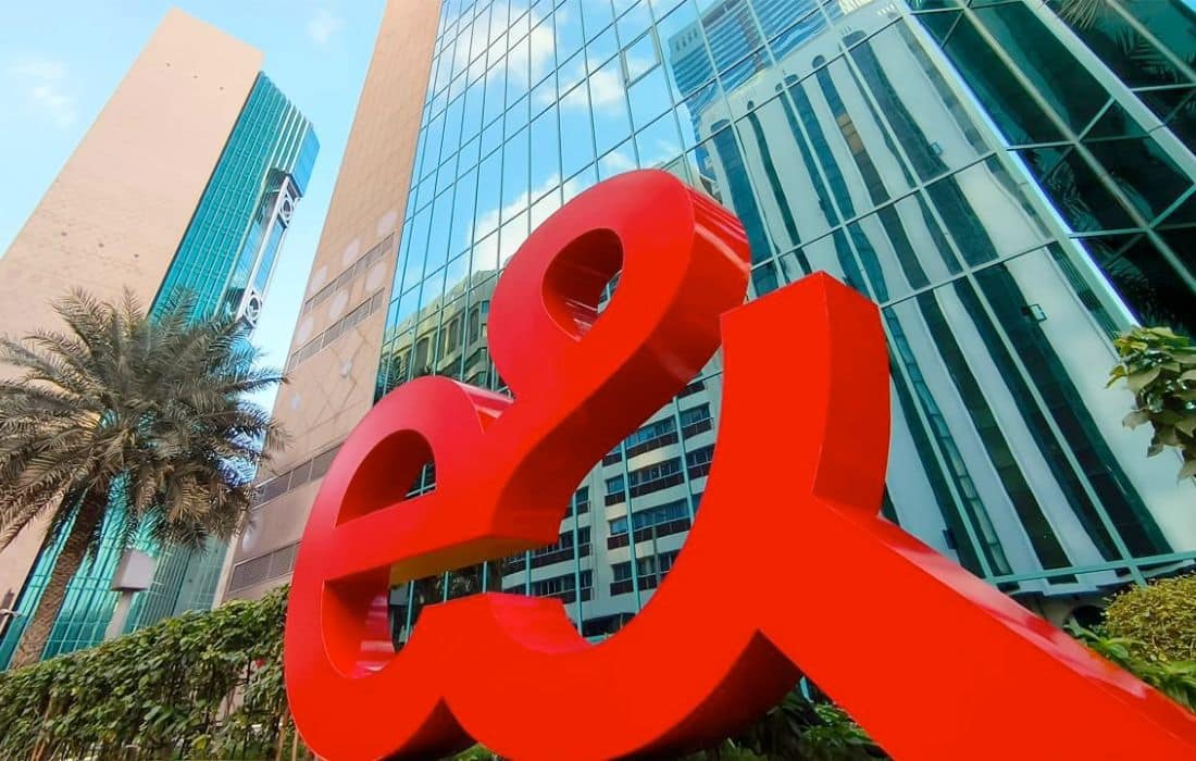 e& UAE breaks record: 30.5Gbps fastest 5G speed, setting new global benchmark