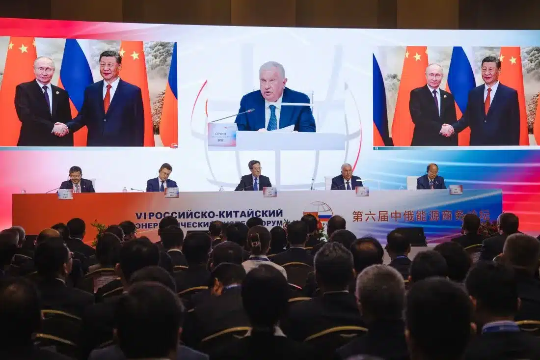 Rosneft CEO says next stage in developing relations with China is Comprehensive Cooperation in Energy and Advanced Technologies