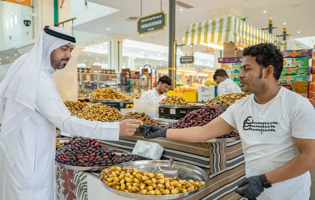 visit the Souq Al Jubail Dates Festival in Sharjah