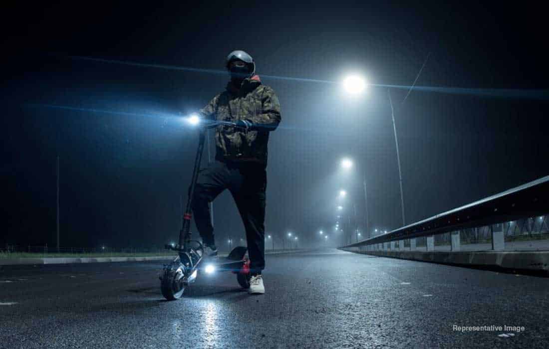 RTA maintains 2,173 lights on 4 cycling and e-scooter tracks