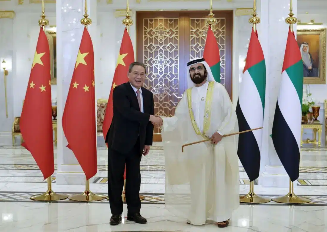 Mohammed bin Rashid and China’s Premier of the State Council discuss ways to deepen bilateral partnership