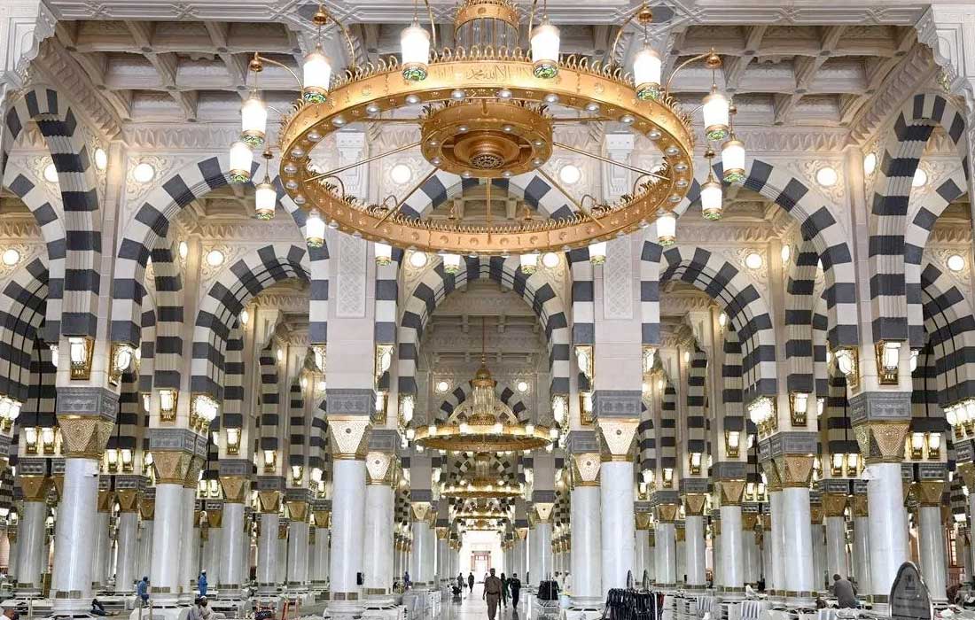 Prophet's Mosque in Madinah prepared for rain