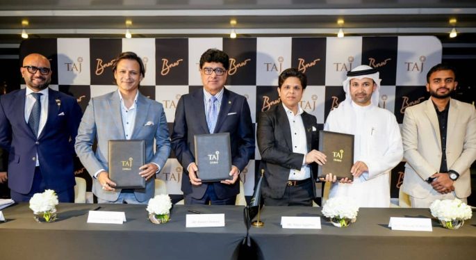 Dr. Vivek Anand Oberoi, Co-Founder and Managing Director, BNW Developments; Mr. Puneet Chhatwal, Managing Director & CEO, IHCL; Mr. Ankur Aggarwal, Chairman and Founder, BNW Developments with Arch. Abdulla Al Abdouli, CEO, Marjan