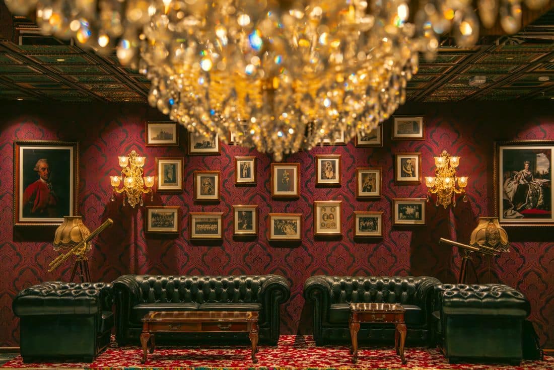 Viceroy’s Table Opens in Dubai, Fusing Colonial Charm with Indian Flavours