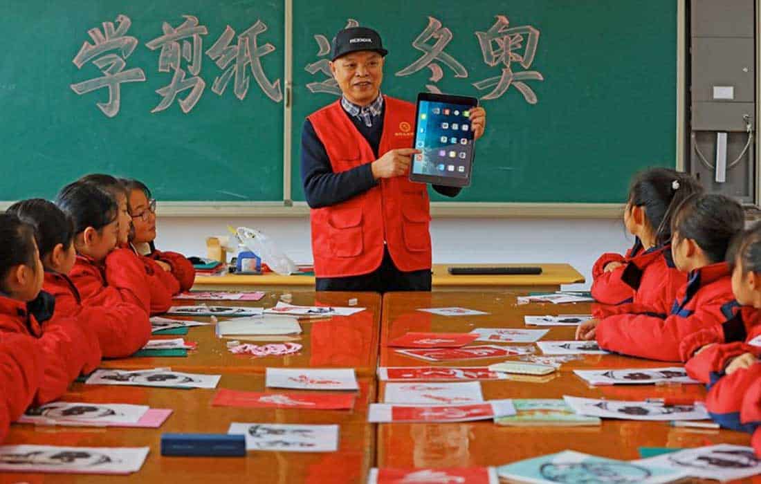 China makes AI education mandatory in schools