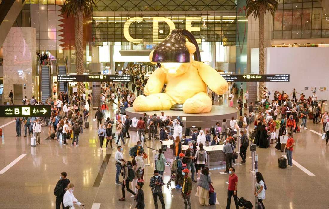 Qatar airspace reopens but global flight delays continue