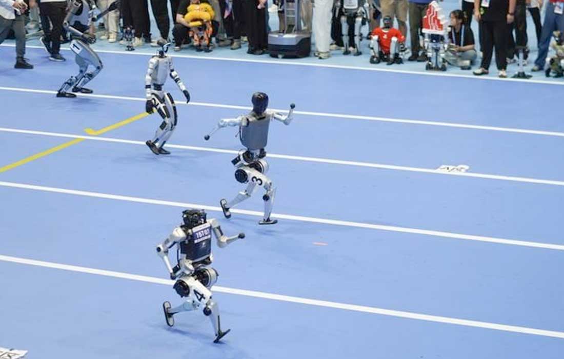 Humanoid robot competition opens in Beijing