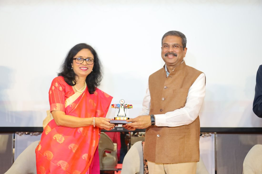 Indian Education Minister Dharmendra Pradhan - Dr. Vidya Yeravdekar, Pro Chancellor, Symbiosis International University