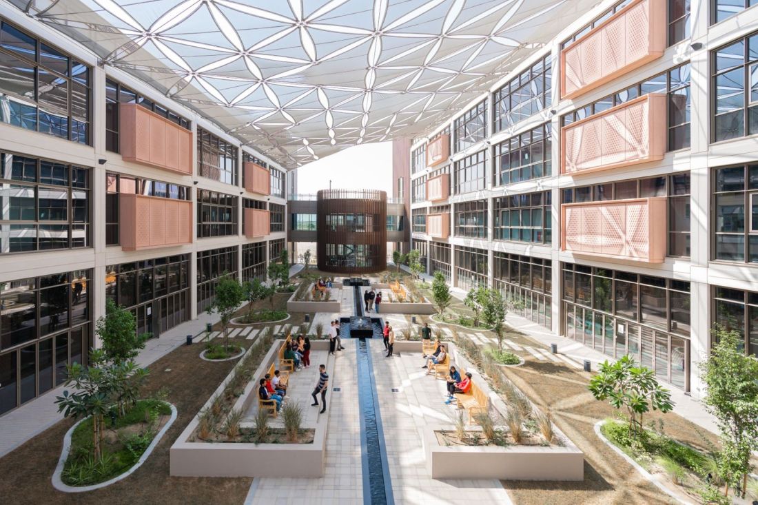 Dubai higher education growth expected to exceed 40% by 2030 as enrolments surge and international institutions expand.