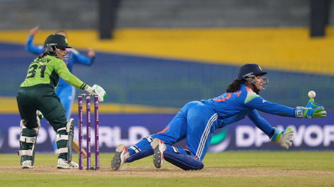 India beat Pakistan by 88 runs at Women’s World Cup 2025, led by Kranti Gaud’s superb three-wicket haul.