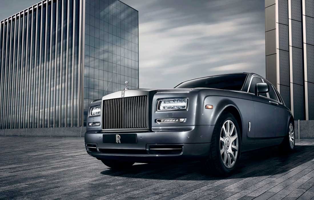 Rolls-Royce Phantom woodwork honours 100 years